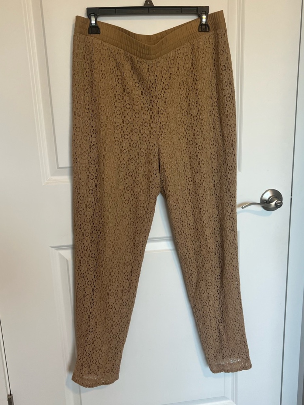 Chico's Camel Lace Pull-On Straight Leg Pants